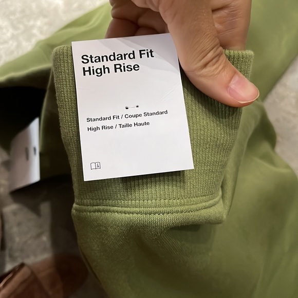 Nike green joggers small - Picture 2 of 3